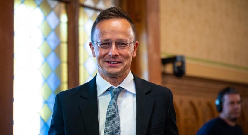 Szijjártó Péter: A külföldi szolgálatokkal aktív kapcsolatot fenntartó magyar újságíró a Tisza legbelső köreihez tartozik