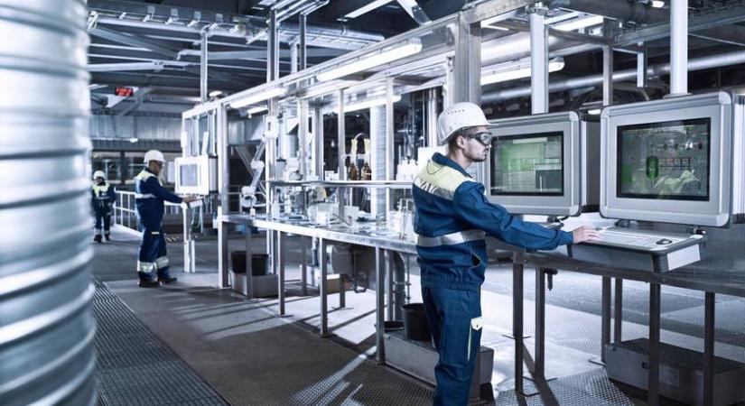 Szakértők figyelmeztetnek: brutálisan drágulni fognak ezek a termékek az iráni háború miatt