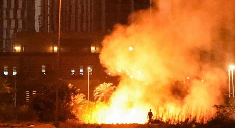 Tragédia élőben: a távoli Arad városára kezdtek záporozni a rakéták