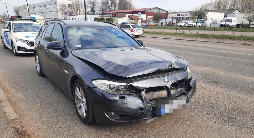 Rosszul indult a hét: Nyíregyháza forgalmas útján ütköztek (fotókkal)