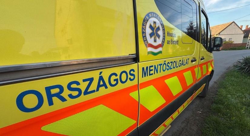 Holtan találtak egy középkorú férfit otthonában a vasi faluban