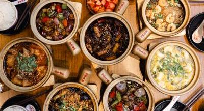 Elsőként Budapesten nyitott európai egységet az ázsiai Mak Luo Claypot étteremlánc