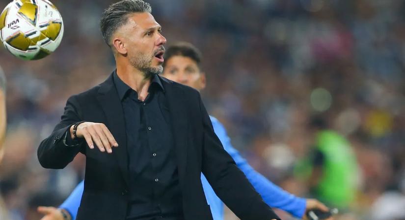 Balhé a La Liga-csapatnál, a Bayern-legeneda nekiment az újságíróknak – videó