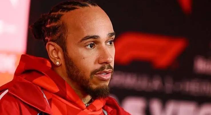 Hamilton szerelmes, Tokióban korzózott Kim Kardashian mellett