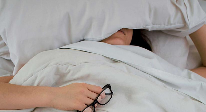 Hamarosan egy órával kevesebbet alhatunk: így készítheted fel szervezeted az óraátállításra