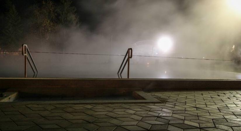 Horrorisztikus a 20 éve elhagyatott magyar fürdő: videón a bezárt komplexum