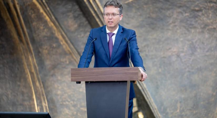 Minden szakképző intézményben elindult az MI oktatása