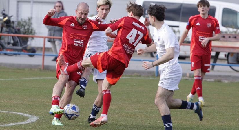 Megállította a Csór a Főnixet