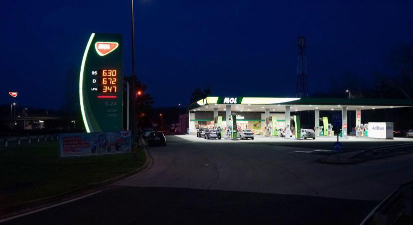 A románok válsághelyzetet hirdettek, ezt a magyarok is megérzik holnaptól