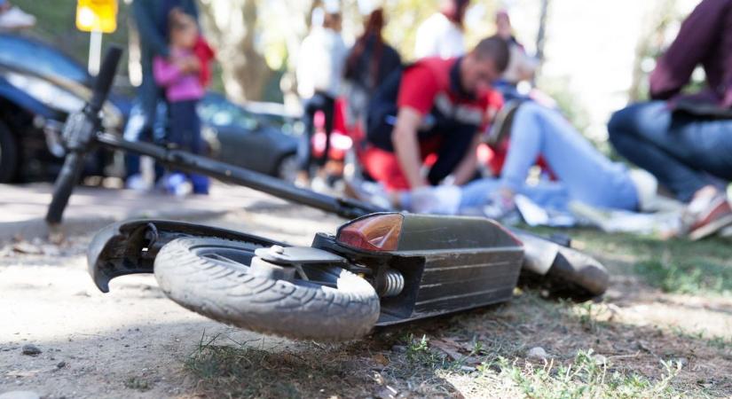 Rolleres baleset történt Tatán, fontos tanácsokat adtak a rendőrök