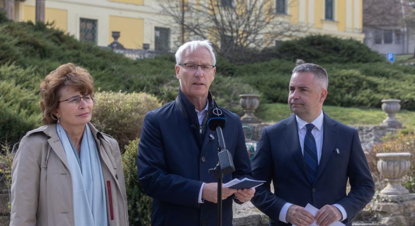 Soltész Miklós közölte: csaknem kétmilliárd forintból újul meg a törökbálinti Református Pulmonológiai Centrum