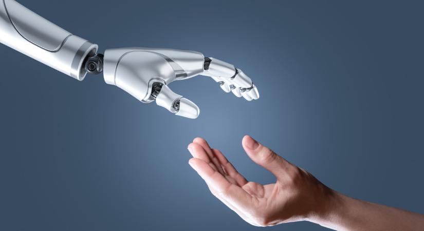 Keleti Arthur: jobb emberekké, és nem jobb robotokká kell válnunk