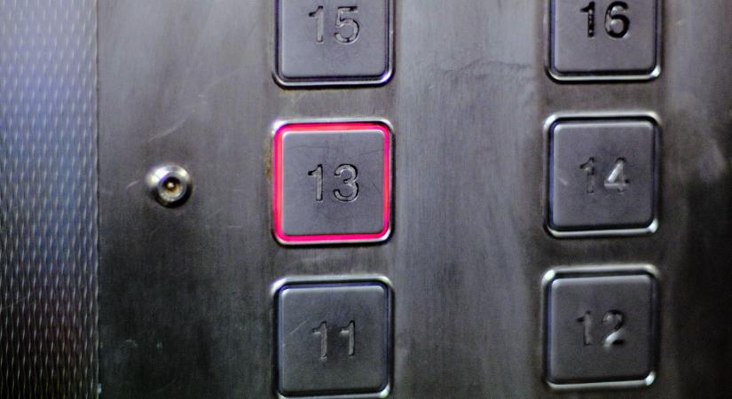 Boldog születésnapot, lift!