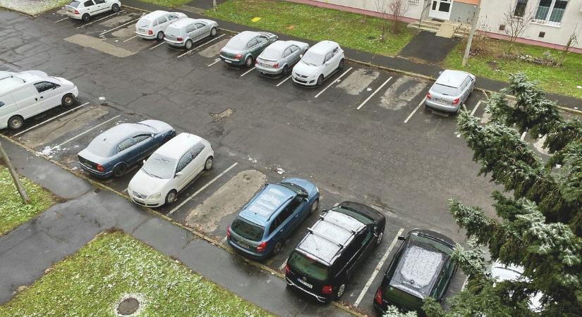 Figyelmeztetés az autósoknak! Egy rossz lépés, és már büntetnek is Szegeden