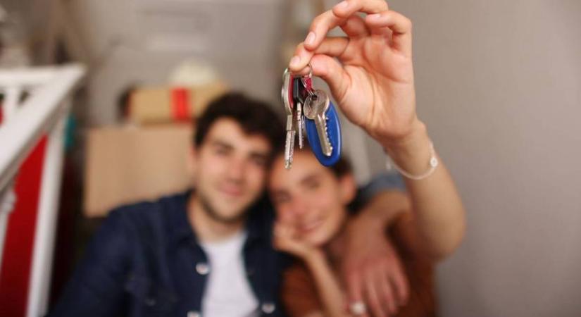 Újabb csoport számára lesz elérhető az Otthon Start hitel: több százezer magyart érint