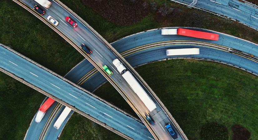 Tiltakoznak a kamionosok: lezártak több határátkelőt Horvátország felé