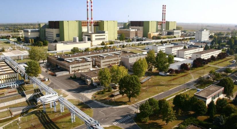 Három évre elegendő készlet van Pakson – megszólalt Süli János (videó)