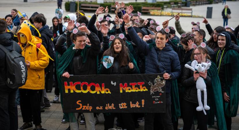 Galaxisok találkoznak április elsején a debrecei diákok vetélkedőjén