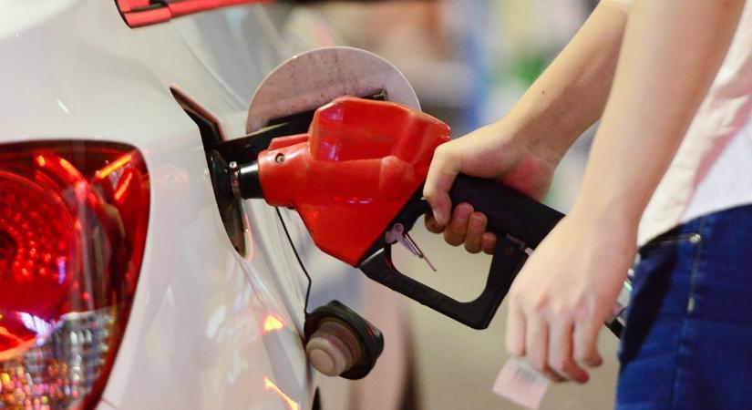 Már Kínában is életbe lépett a benzinárstop