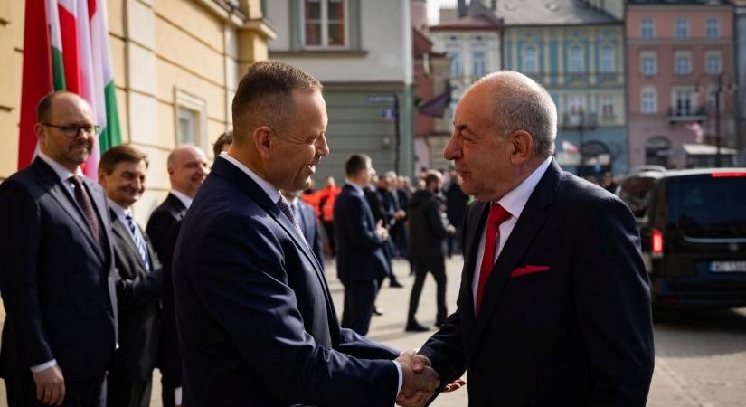 Nem maradt több kérdés Magyarország számára: kiderült, miben számíthatunk Lengyelországra