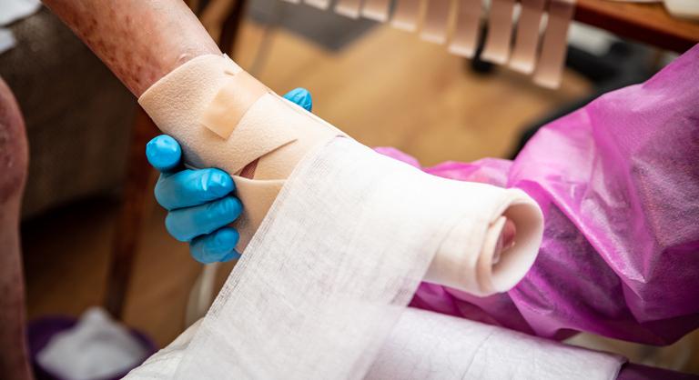 Törvényt nevezhetnek el a világ egyik legkegyetlenebb betegségében szenvedő fiataljáról