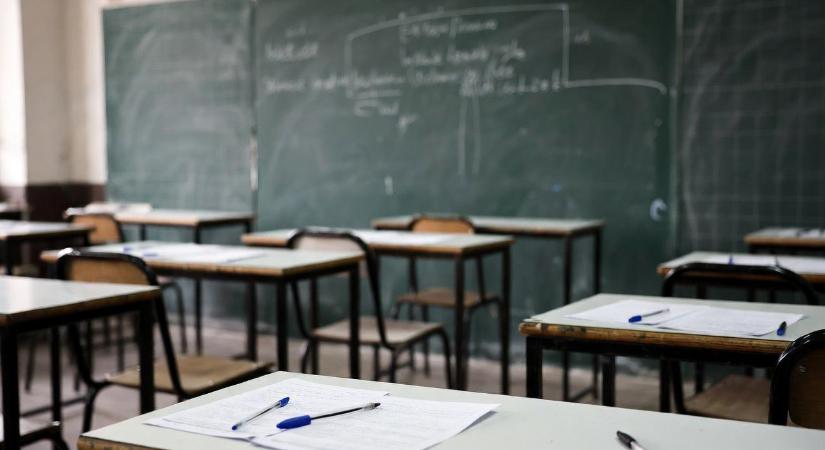 Az online kommunikációról kérdeztek a próbaérettségin – Ilyenek voltak a román tételek