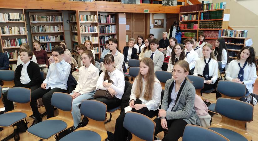 Ez lett a vásárhelyi francia versmondó verseny végeredménye