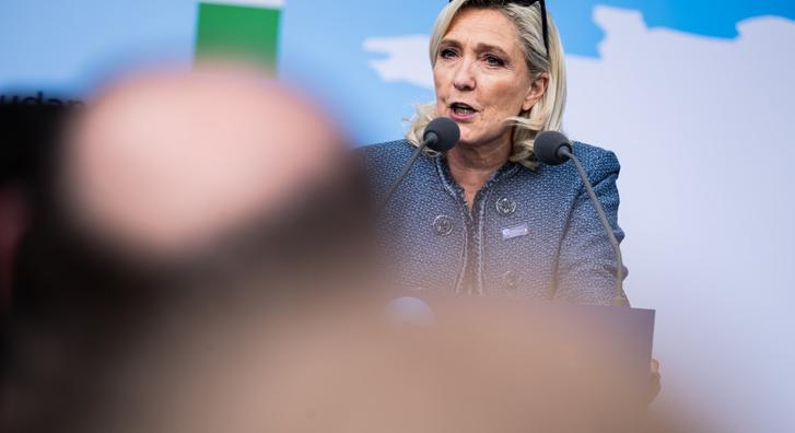 Marine Le Pen: Orbán Viktor vizionárius vezető, úttörő