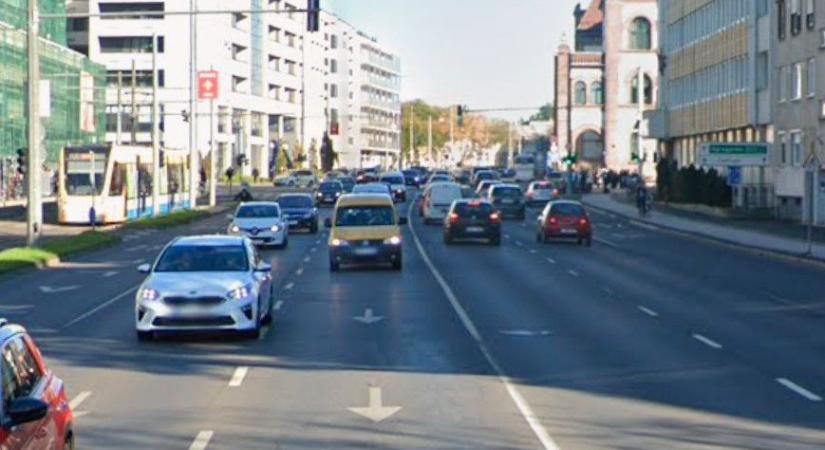 Tömegkarambol Debrecenben, a délutáni csúcsban