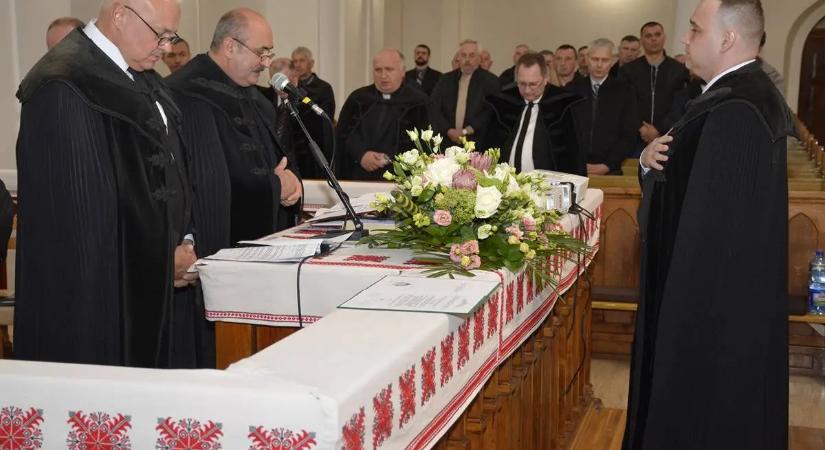 Lelkészszentelő közgyűlés Beregszászban - A magvetés szolgálatában