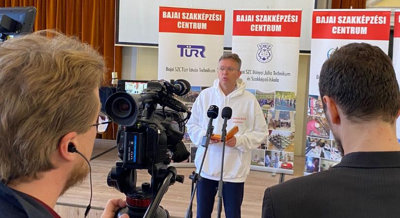 Több mint 300 millió forintból újulnak meg a Bajai Szakképzési Centrum tagintézményei – fotók