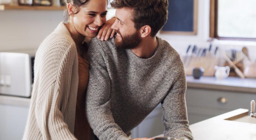 Heti szerelmi horoszkóp 2026. március 23-29.: A Bikának ki kell mutatnia az érzéseit, a Baknak stabilitás kell