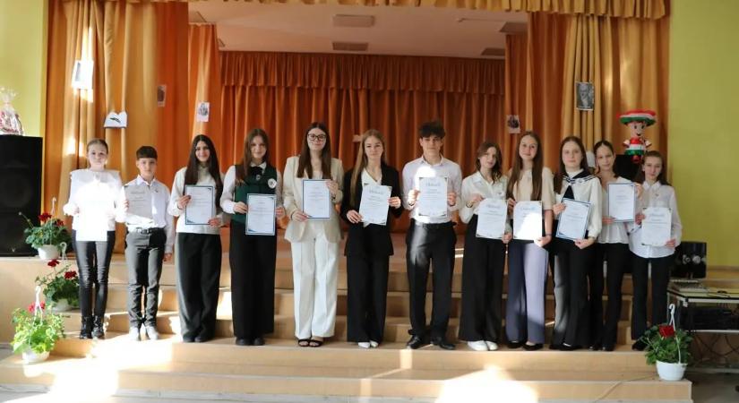 Kazinczy szépkiejtési verseny Nagydobronyban - A kimondott szó felelőssége és szépsége