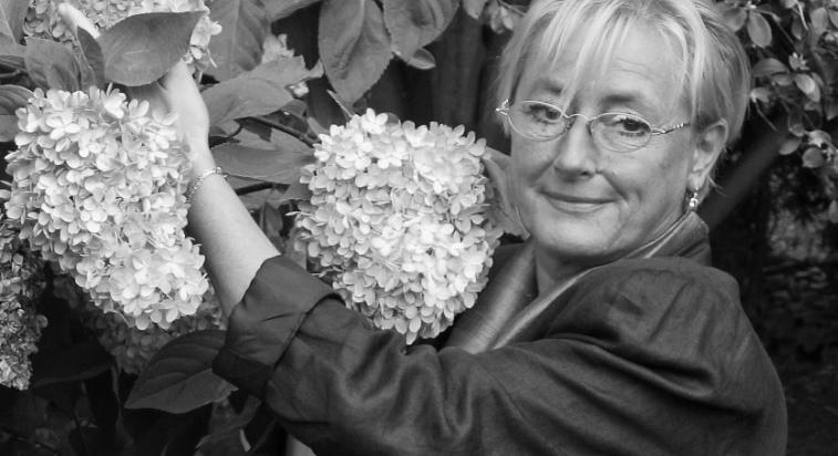 Meghalt Mimi, Farkasházy Tivadar felesége