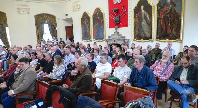 Agrárfórum Edelényben: „Ha erősek a gazdák, erős a hazánk is”