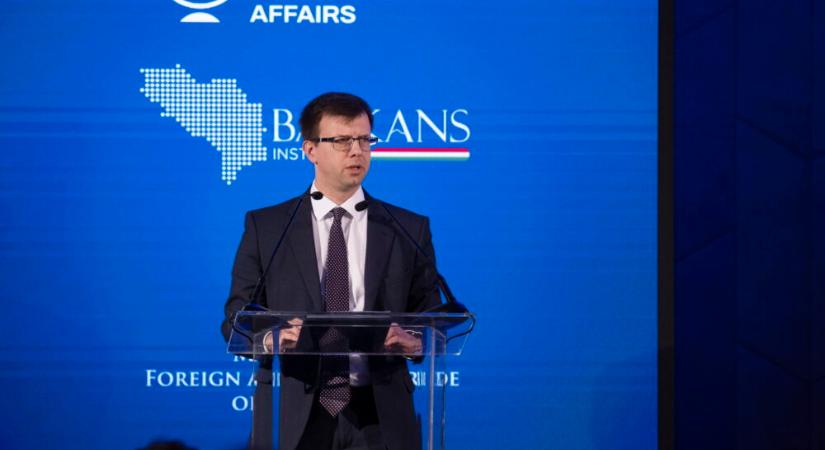 Bóka János: Brüsszel egyre kétségbeesettebben próbál beavatkozni a kampányba