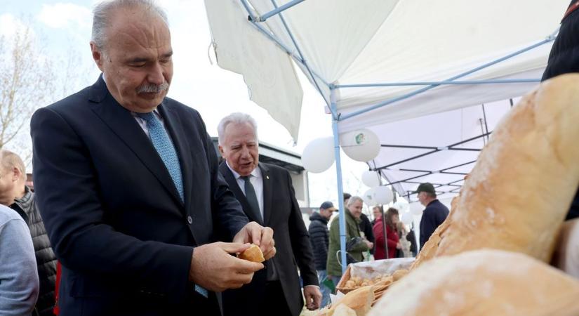Erősítik a hazai piacot: új védjegyet kapnak a termékek Magyarországon