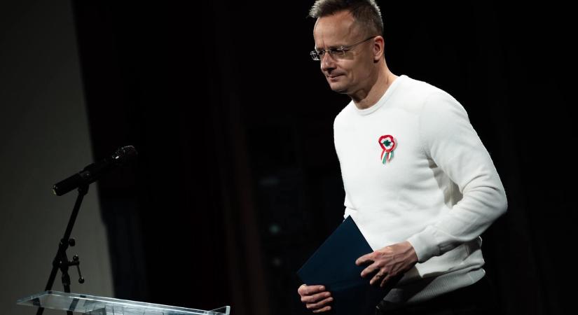 Szijjártó Péter: Óriási botrány, súlyos választási beavatkozás a lehallgatási ügy