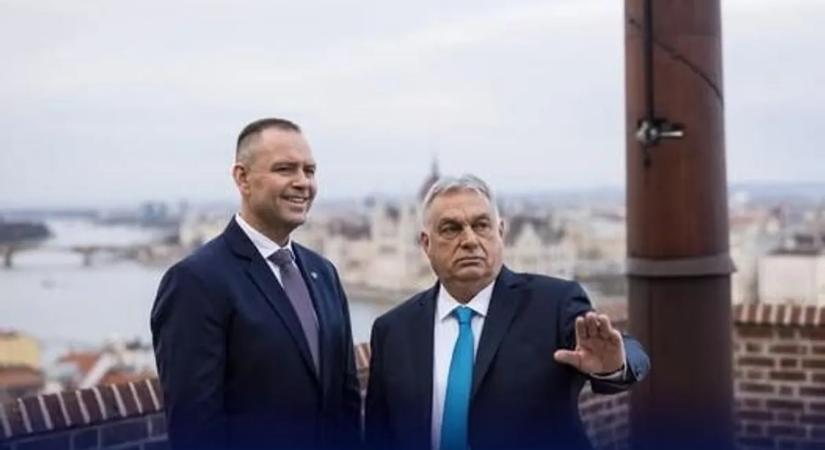 Orbán Viktor: Isten hozta Nawrocki elnök urat Budapesten!