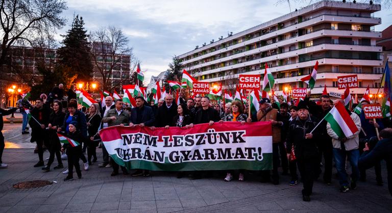 Kecskeméten is Békemenettel hangoltak Orbán Viktorra, hamarosan megszólal a miniszterelnök