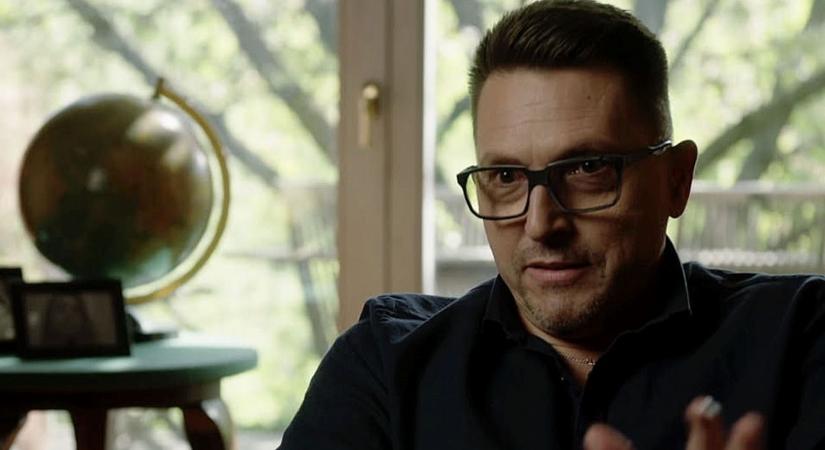 „Van itt egy generáció, amely már attól ideg-összeroppanást kap, ha nem jó a wifi” – Kovács Ákos a Maximában