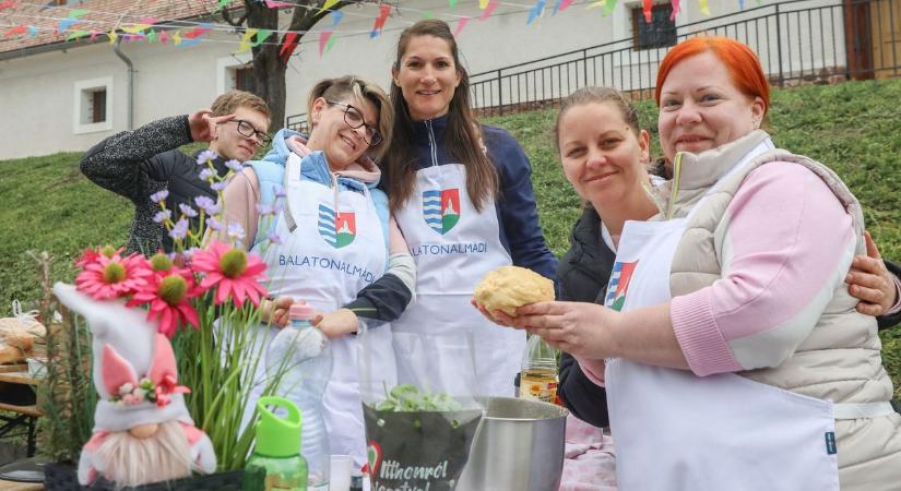 Az idei évben is különleges fogásokkal készültek az Almádiak Napja főzőversenyére (galéria  videó)
