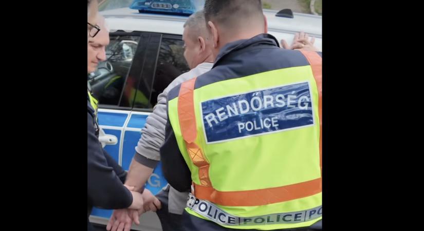 Garázdaság miatt eljárást indítottak a férfi ellen, aki késsel hadonászott a Tisza rendezvényén