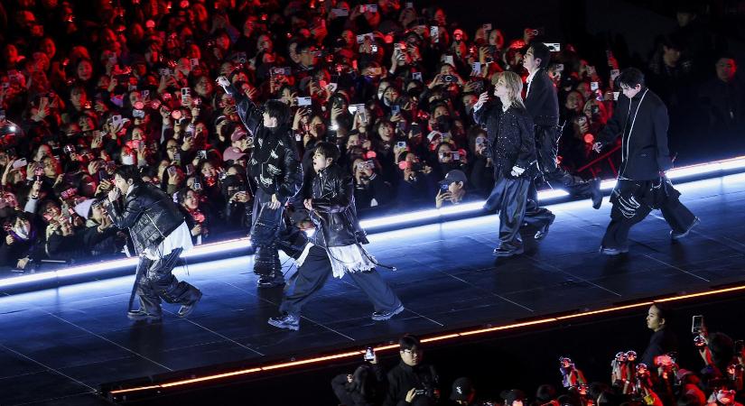 Nemcsak az amerikai zenei piac bevehetetlennek tűnő várába volt képes betörni a K-pop, hanem többek között Magyarországra is