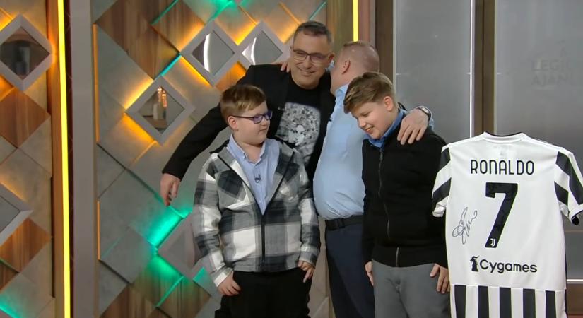 „Vannak csodák” – Ronaldo-mez maradt az édesanya után, Svábyék álmot váltottak valóra