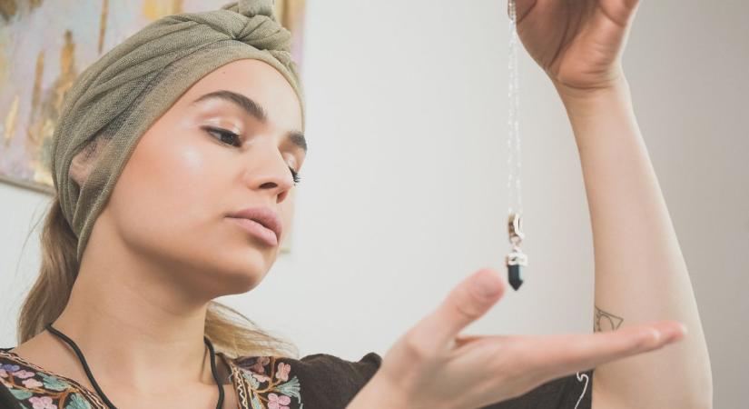 Napi horoszkóp 2026. 03. 24.: A Kos lendületet, a Bika intuitív meglátást kaphat