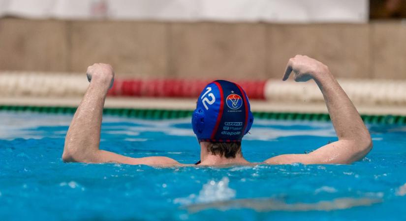 Félpályáról lőtt győztes bombagólt a magyar pólós