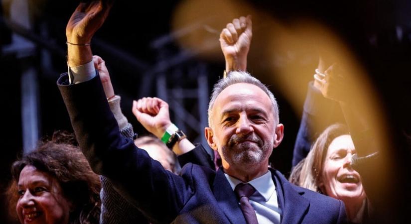 A szocialista Emmanuel Grégoire lesz Párizs új polgármestere