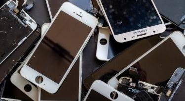 A régi mobil nem szemét, hanem értékes nyersanyagforrás