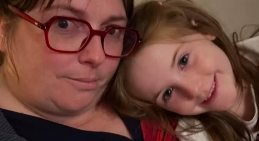 42 éves és sosem szexelt: egy lánya született a nőnek